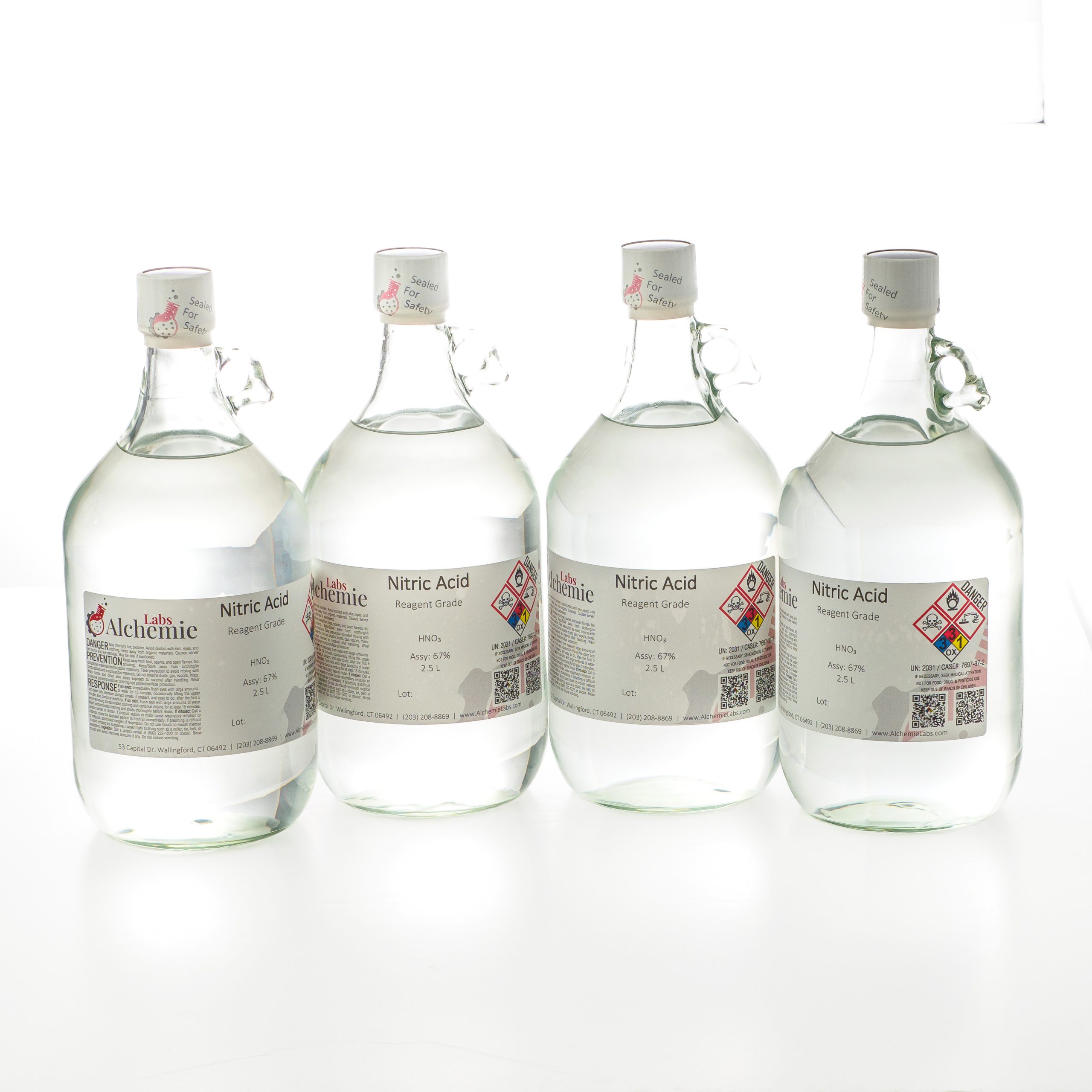 Quartet of Quality - Alchemie Labs 2.5L Nitric Acid Bottles for Comprehensive Laboratory Needs.